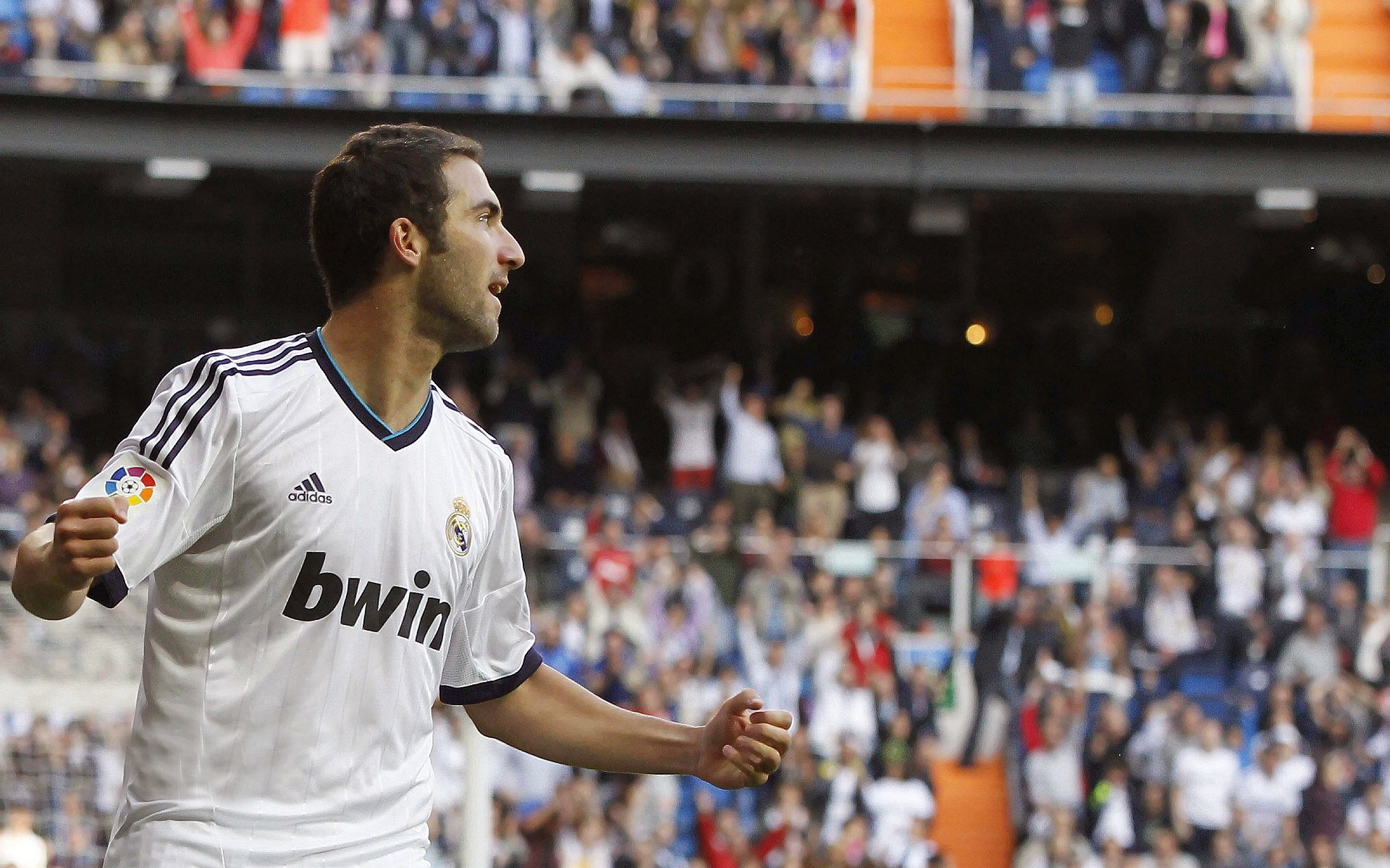 体育场馆夜间照明节能改造投入使用降低运行成本，体育场照明设计方案